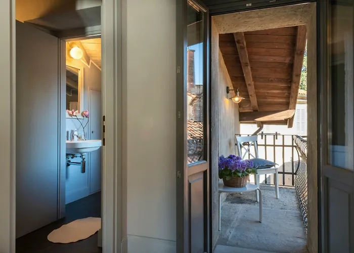 Isola Bella - Via Del Voltone 아파트 *